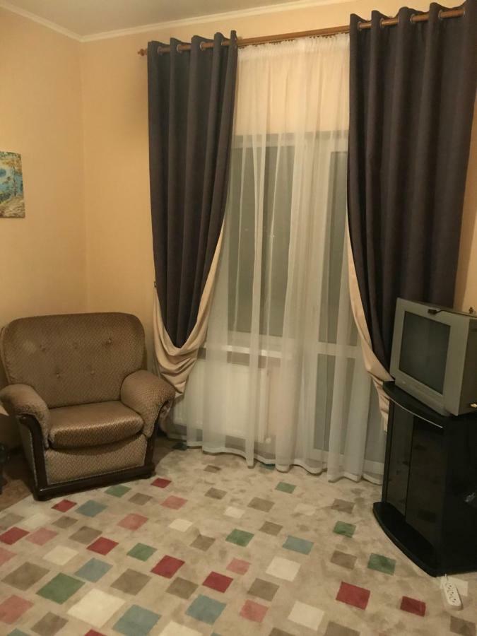 Отель "Natali" Mykolaïv Esterno foto