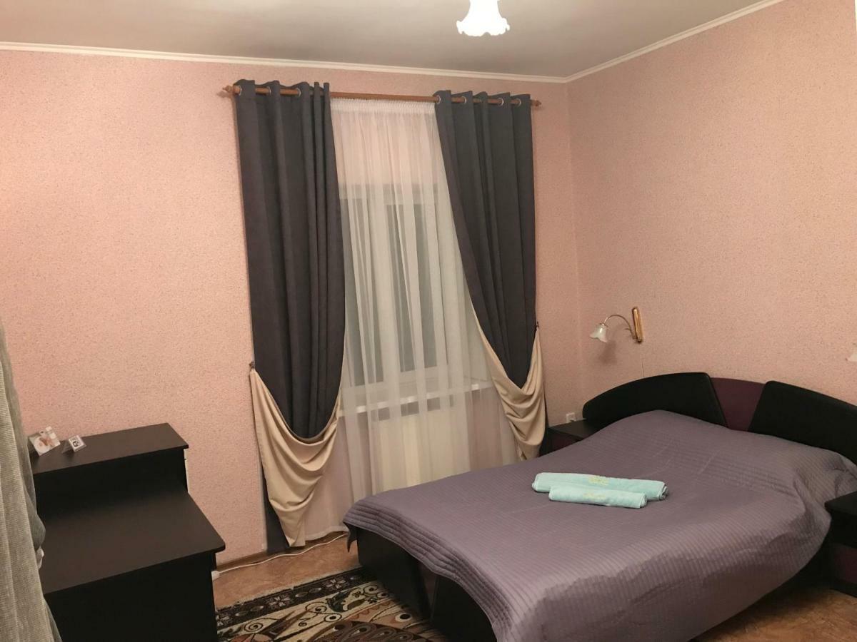 Отель "Natali" Mykolaïv Esterno foto